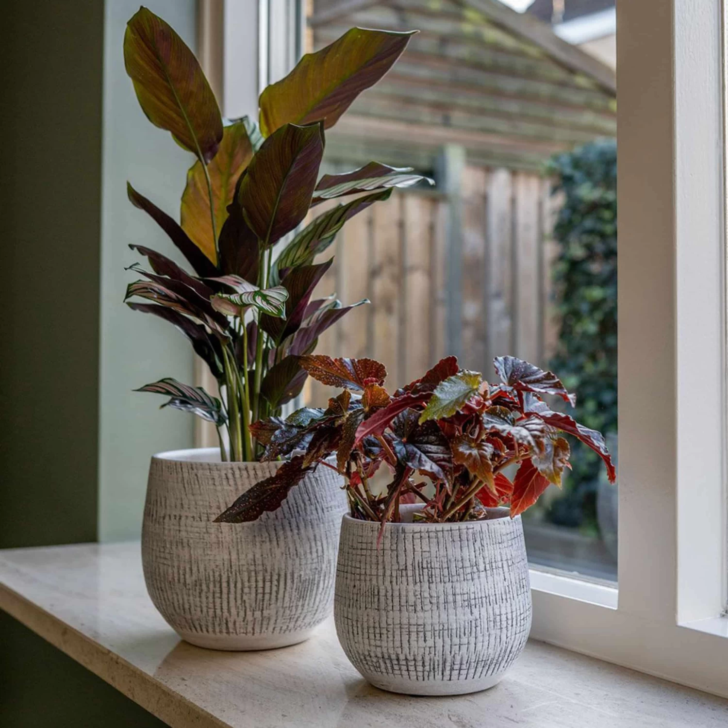 Blumentopf Ryan D15 Cm White Black 4 Blumentopf Ryan D15 Cm White Black – Bild 2